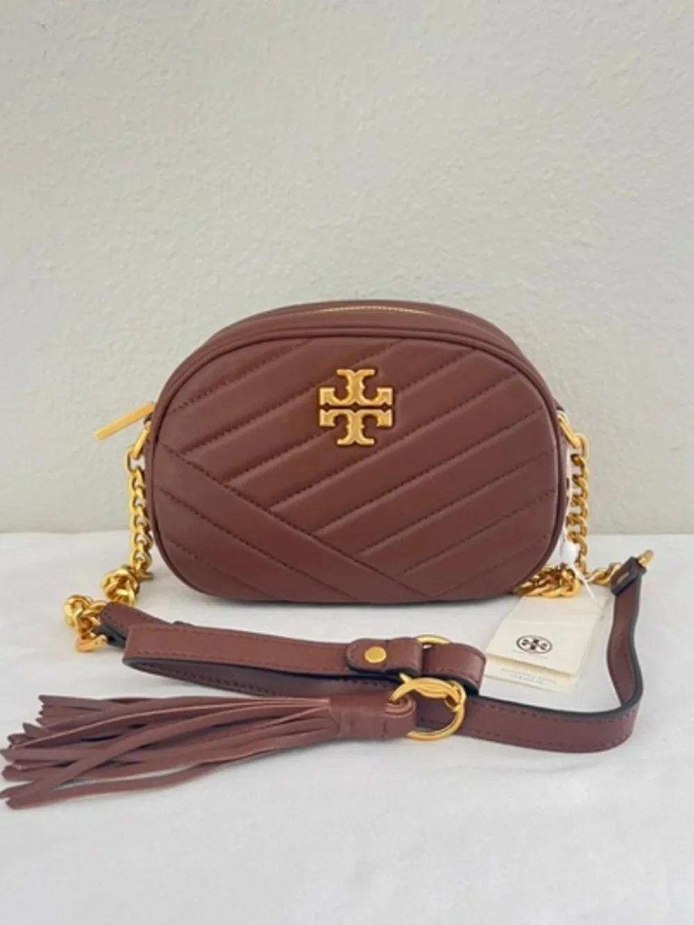 Tory Burch Kira Chevron SM Camera Bag Taupe new